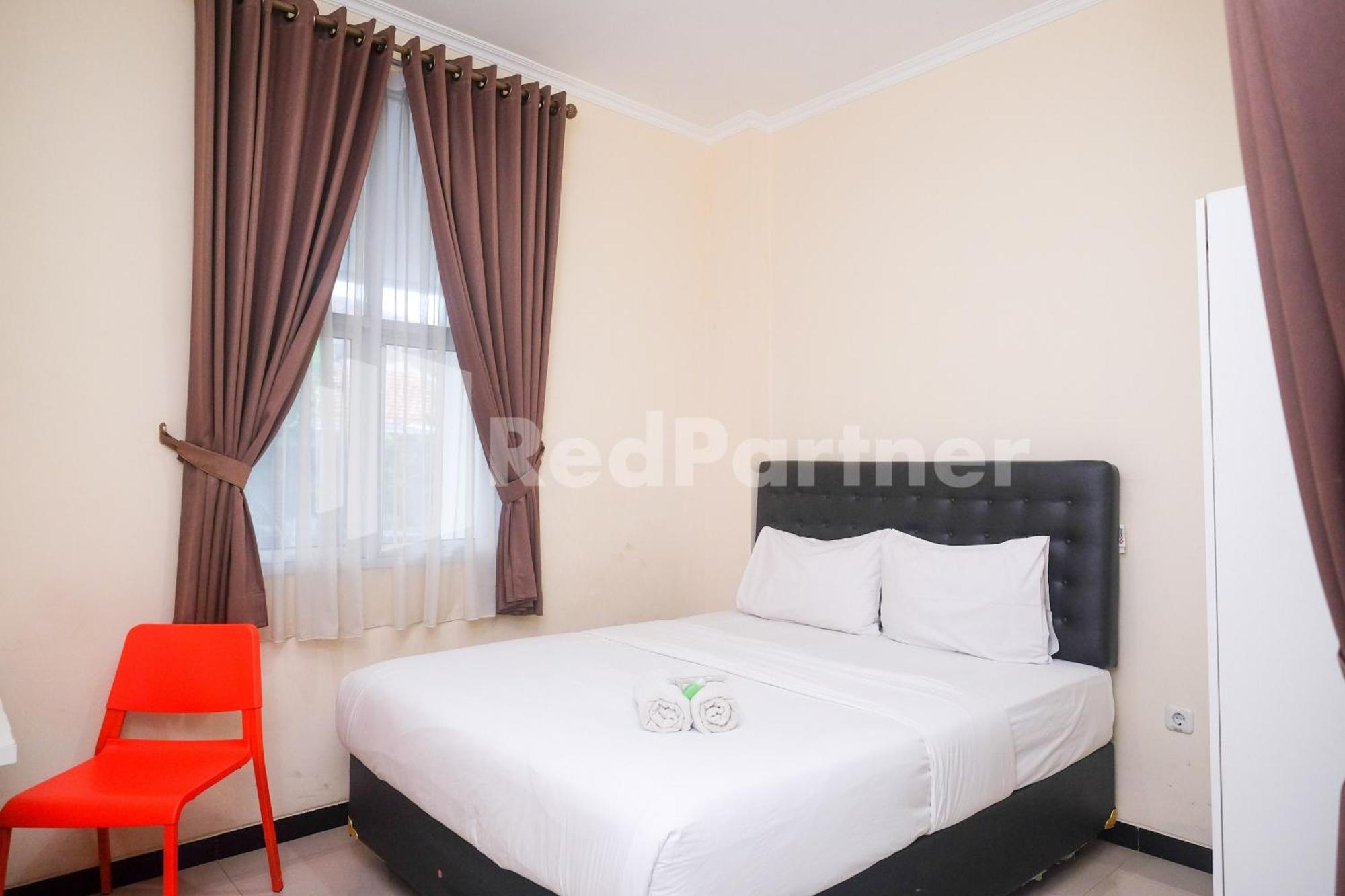 Hotel Griya Loka 2 Syariah Near Simpang Lima Mitra Reddoorz à Semarang Extérieur photo